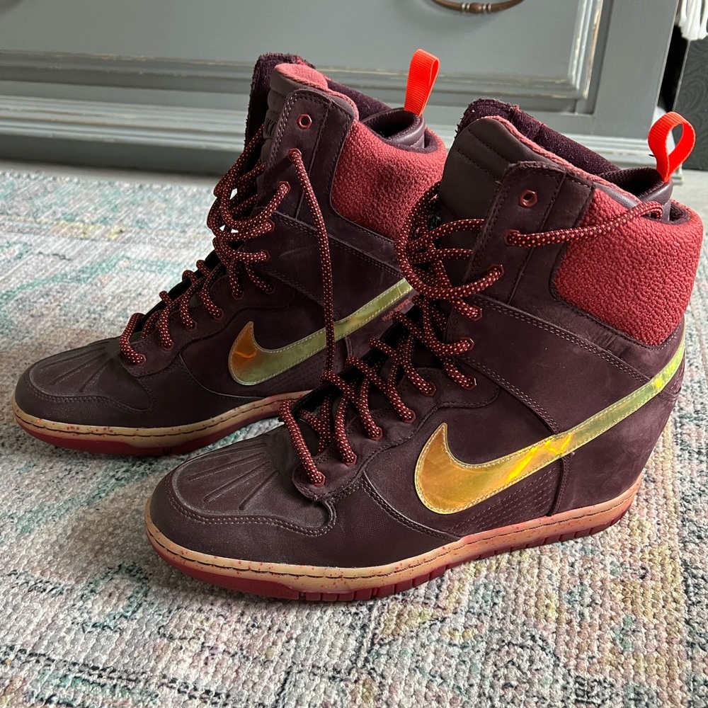 Women’s Nike Dunk Sky High Wedge Sneakerboot in Size 12